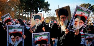 مذاکرات محرمانه جمهوری اسلامی با آمریکا تأیید شد؛ هشدار به حکومت در باره «چالشهای اجتماعی» به دلیل بینتیجه ماندن برجام!