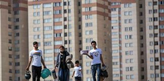 سقوط کیفیت زندگی خانوارهای ایرانی با پانزده سال تورم نفسگیر و دستمزدهای ناچیز