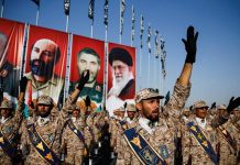 امانوئل رضوی روزنامهنگار ایرانی- فرانسوی: سپاه مثل یک باند مافیایی «تاجر مرگ» و خامنهای شبیه «دون کورلئونه» است!