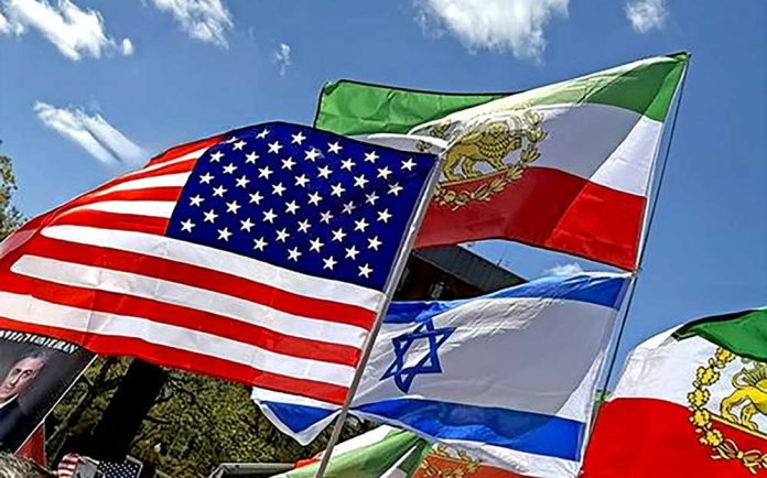 عکس هفته تظاهرات ایرانیان ملیگرا برای حمایت از شاهزاده رضا پهلوی در واشنگتن دیسی روبروی کاخ سفید / یکشنبه ۱۳ آوریل ۲۰۲۵