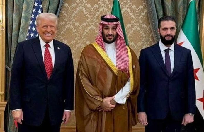 عکس هفته | بدون شرح احمد الشرع (سوریه)، محمد بن سلمان (عربستان)، دونالد ترامپ (آمریکا) / ریاض / ۱۴ مه ۲۰۲۵ / رویترز