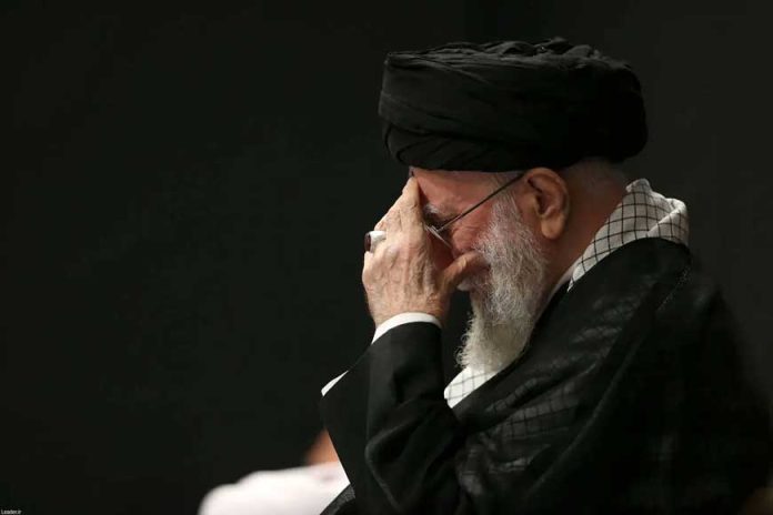 علی خامنهای در مراسم محرم ۱۴۰۴