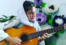 پریا یزدانی نوجوان نوازنده و استاد گیتار از ایران: پدرمادرهای دهه شصتی ما از موسیقی حمایت میکنند